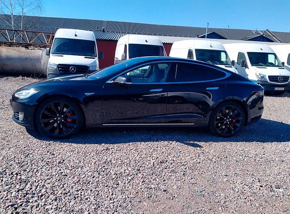 Tesla Model S 6 of 21