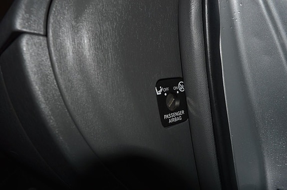 Toyota Prius 18 of 20
