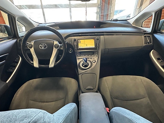 Toyota Prius 19 of 20
