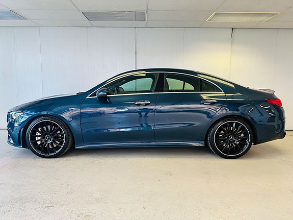 Mercedes-Benz CLA35 2 of 5