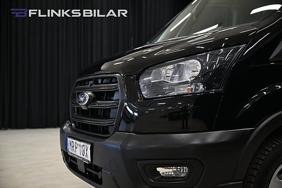 Ford Transit 12 of 26