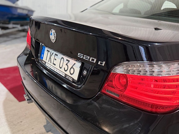 BMW 520 7 of 16