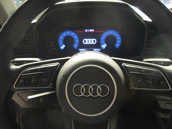 Audi A1 8 of 11