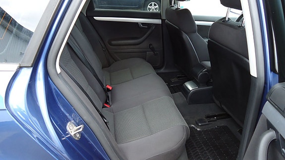 Audi A4 13 of 17
