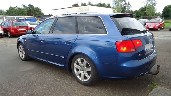Audi A4 5 of 5