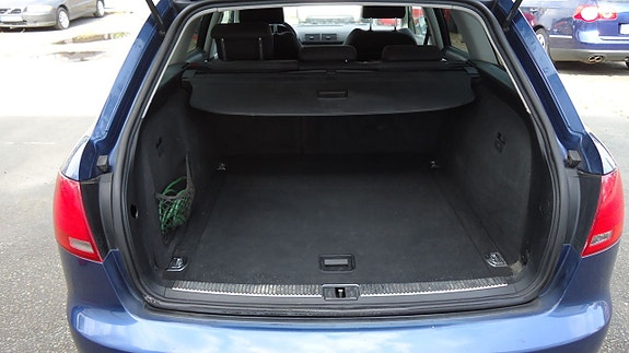 Audi A4 16 of 17