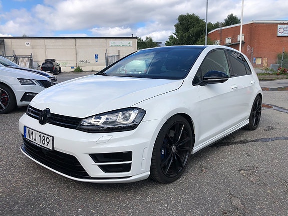 Volkswagen Golf VII