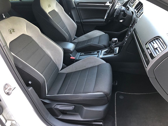 Volkswagen Golf VII 11 of 18
