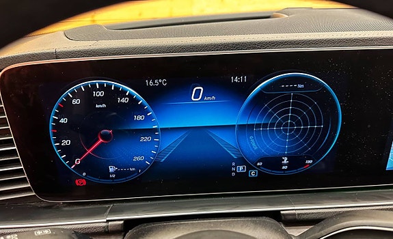 Mercedes-Benz GLE350 d 23 of 30