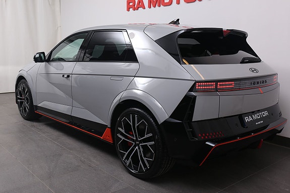 Hyundai Ioniq 5 3 of 28