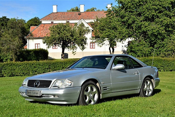Mercedes-Benz SL320 18 of 30