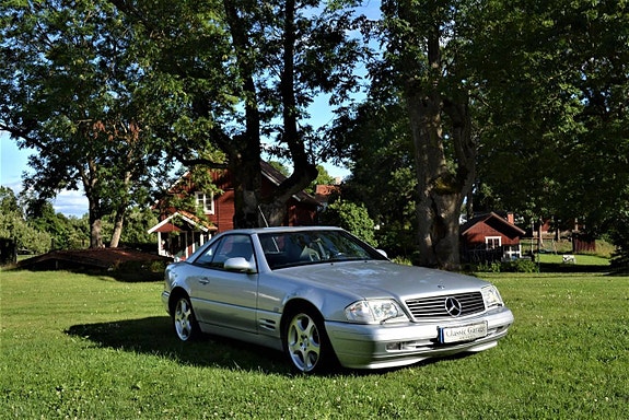 Mercedes-Benz SL320 19 of 30