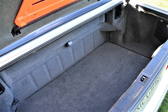 Mercedes-Benz SL320 29 of 30