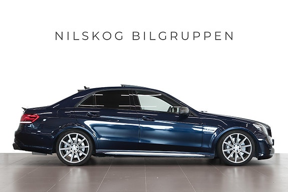 Mercedes-Benz E63 3 of 5
