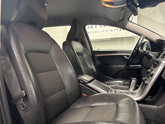 Volvo V70 13 of 24