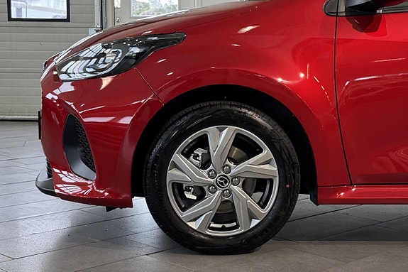 Mazda 2 2 of 8