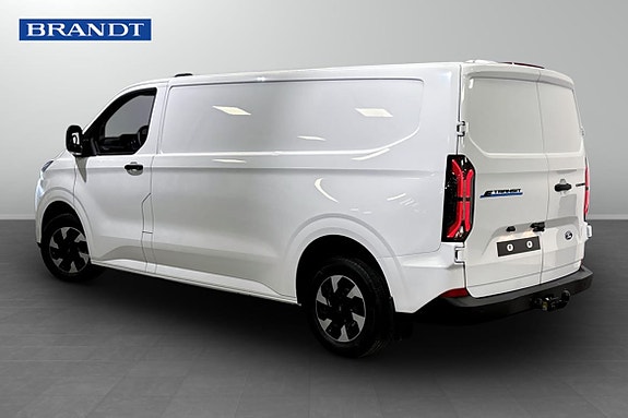 Ford E-Transit 4 of 10