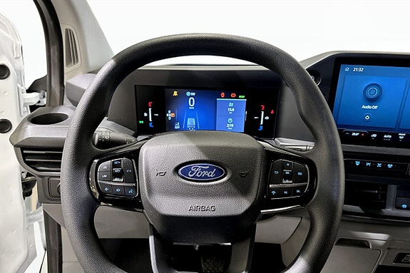 Ford E-Transit 9 of 10