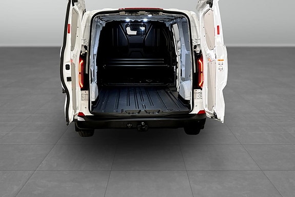Ford E-Transit 10 of 10