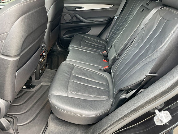 BMW X5 9 of 13