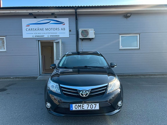 Toyota Avensis 3 of 5