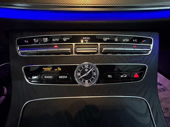 Mercedes-Benz E200 d 14 of 23