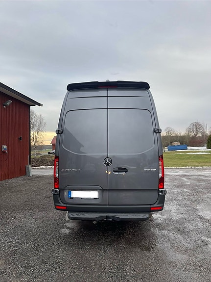 Mercedes-Benz Sprinter Crossbuss 5 of 5