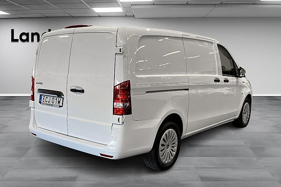 Mercedes-Benz eVito 112 4 of 5