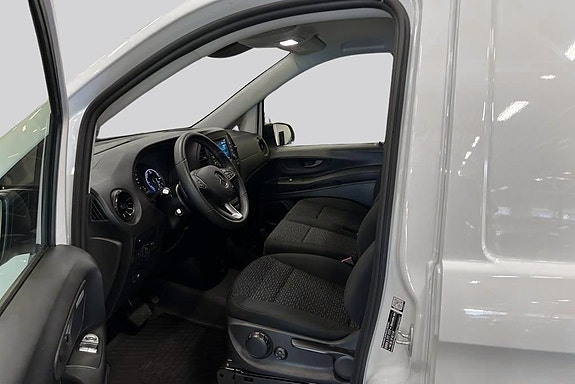 Mercedes-Benz eVito 112 11 of 14