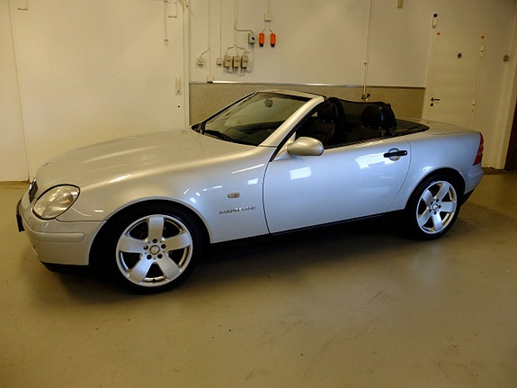 Mercedes-Benz SLK230