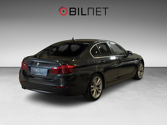 BMW 530d 2 of 18