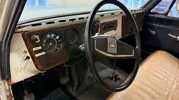 Chevrolet C10 17 of 20