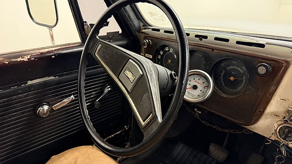 Chevrolet C10 20 of 20