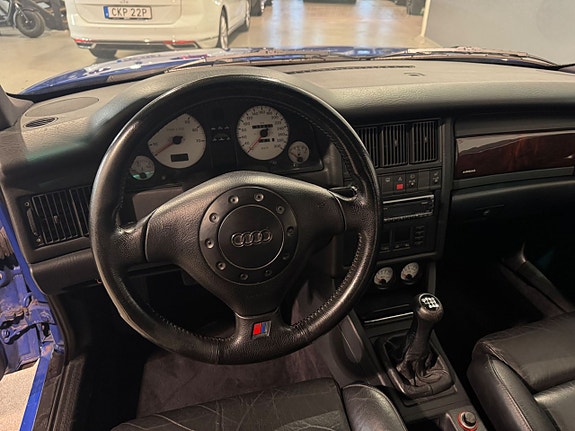Audi RS2 14 of 16