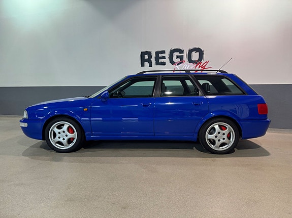 Audi RS2 3 of 5
