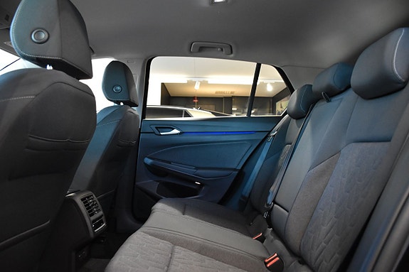 Volkswagen Golf VIII 22 of 23