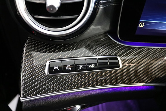 Mercedes-Benz E63 17 of 26
