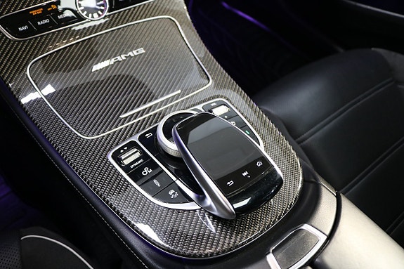 Mercedes-Benz E63 13 of 26