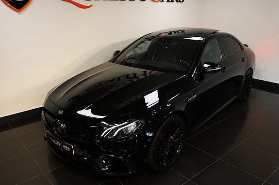 Mercedes-Benz E63 23 of 26