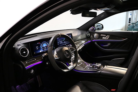Mercedes-Benz E63 7 of 26
