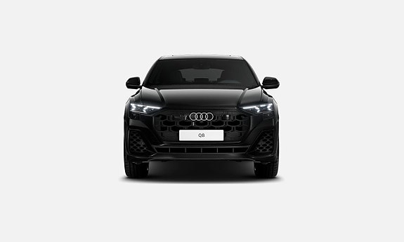 Audi Q8 2 of 7