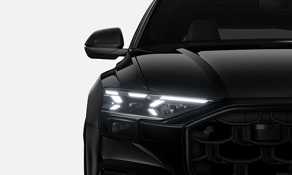 Audi Q8 5 of 7