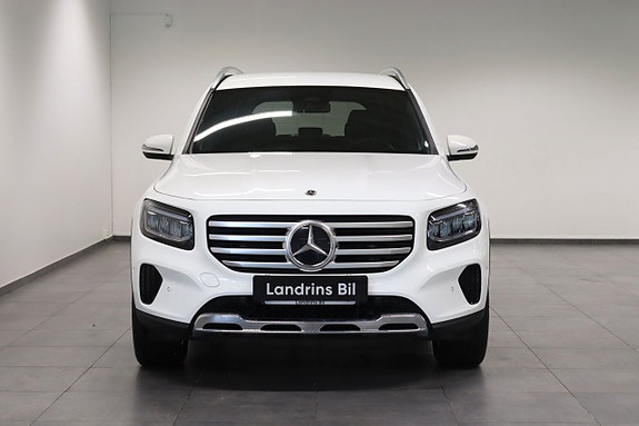 Mercedes-Benz GLB200 2 of 5