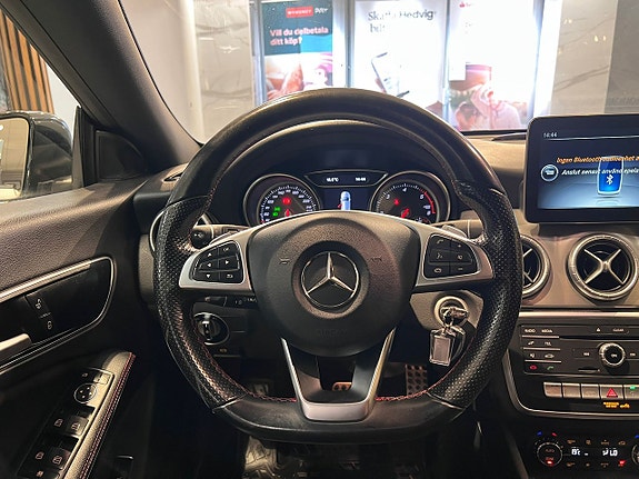 Mercedes-Benz CLA220 d 10 of 25