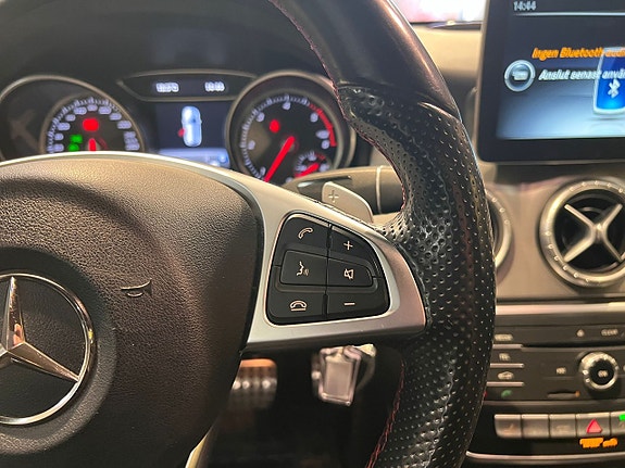Mercedes-Benz CLA220 d 12 of 25