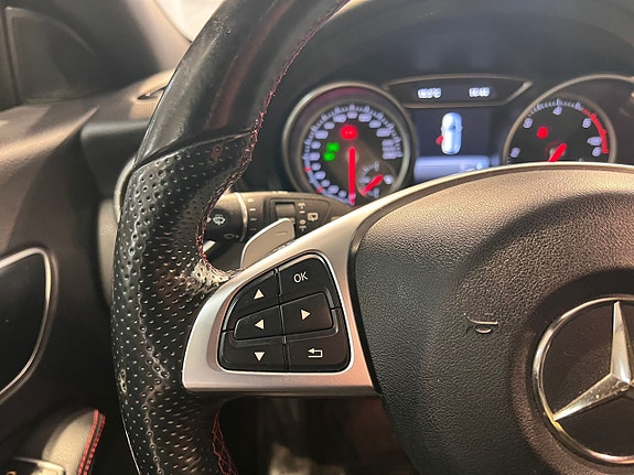 Mercedes-Benz CLA220 d 11 of 25