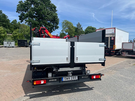 Iveco Daily 72C18 A8 Tippbil Palfinger Kran Fullutrustad 10 of 30