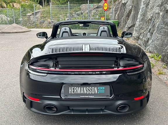 Porsche 911 13 of 27
