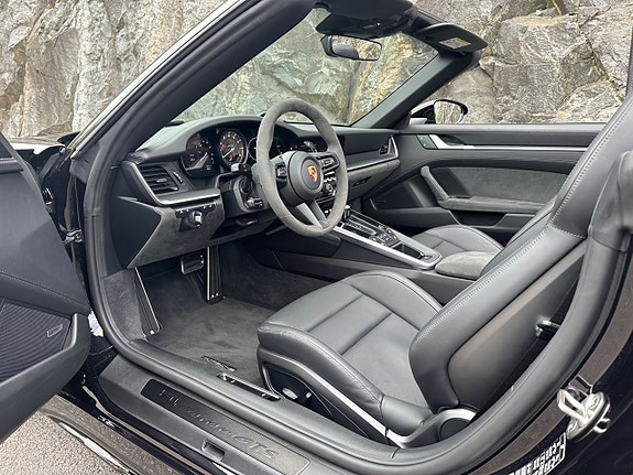 Porsche 911 19 of 27