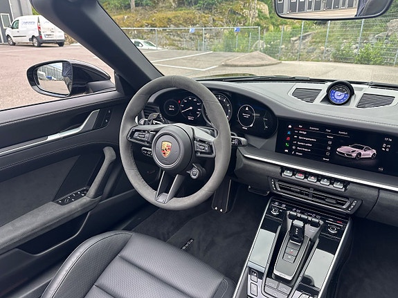 Porsche 911 21 of 27
